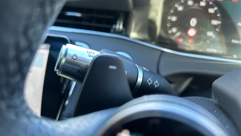 Land Rover Range Rover Evoque 2.0 D180 R-Dynamic SE 5dr Auto Diesel Hatchback